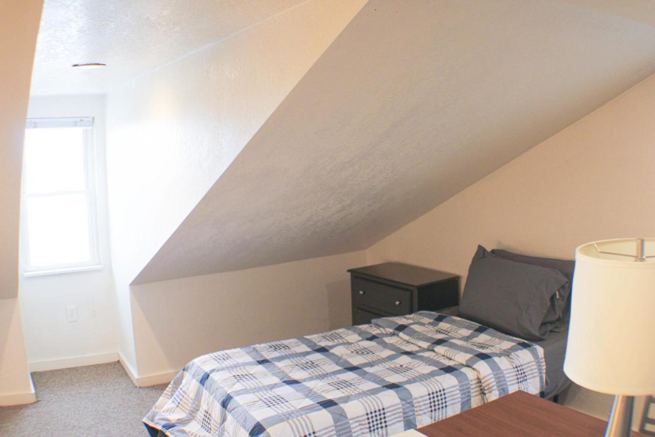 Urban Oasis - 3Br 2Ba - City View- Private Parking Pittsburgh Bagian luar foto
